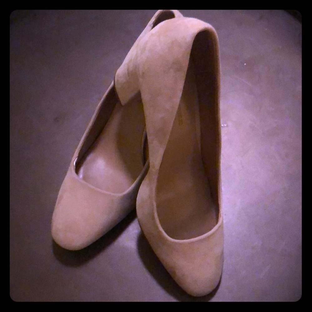Tan Suede Banana Republic block heals